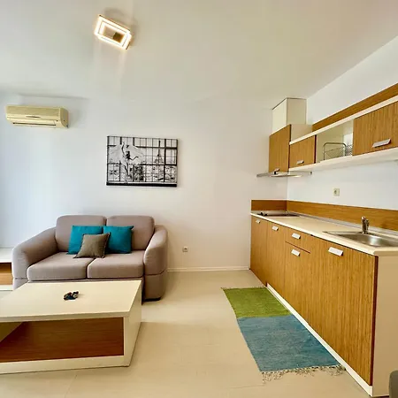 Menada - Rainbow 3 - Modern Appartement *
