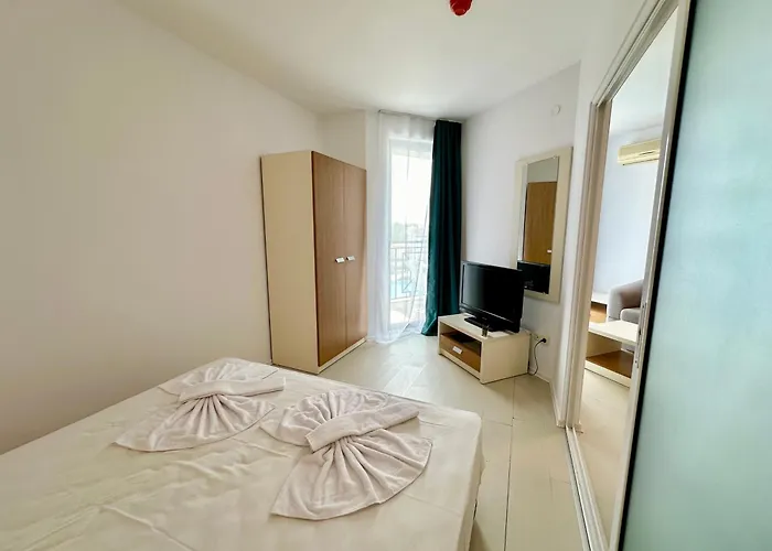 Apartman Menada - Rainbow 3 - Modern Napospart