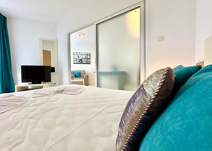 Menada - Rainbow 3 - Modern Appartement *