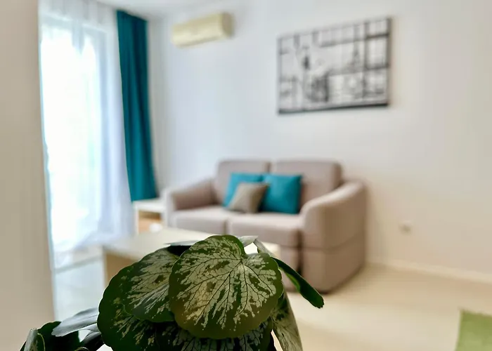 Menada - Rainbow 3 - Modern Appartement Slantchev Briag